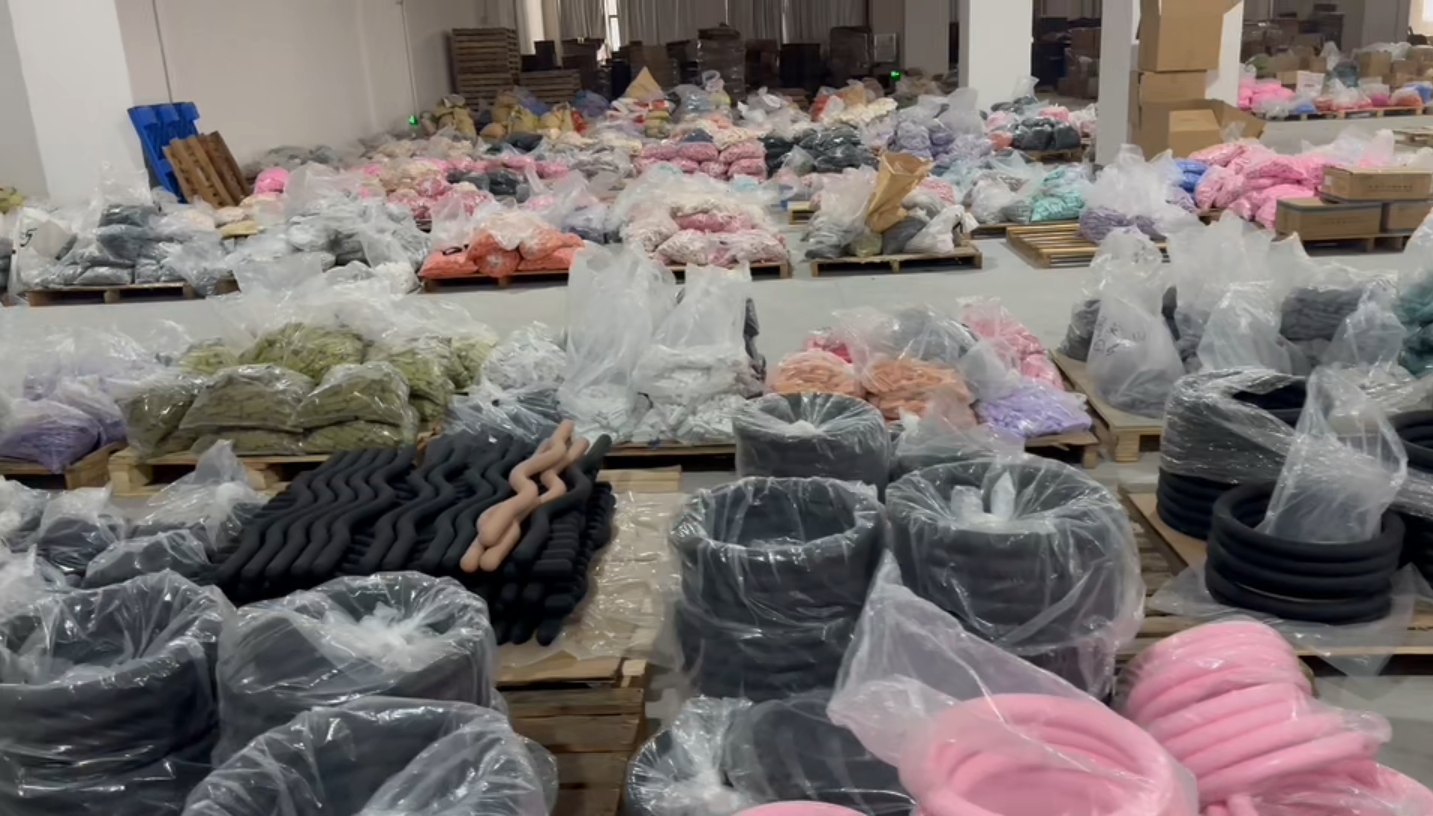 Warehouse with silicone fitness weights