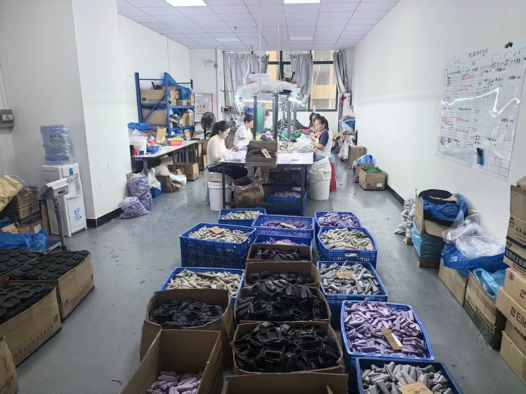 Silicone ankle weight assembly workshop