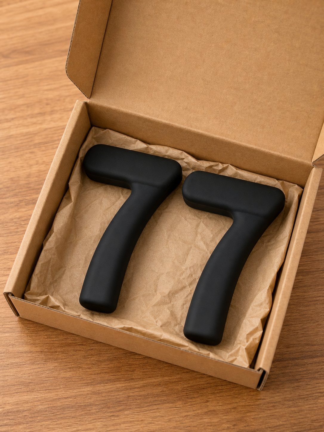 7-shaped silicone dumbbells in a kraft paper box packaging reference